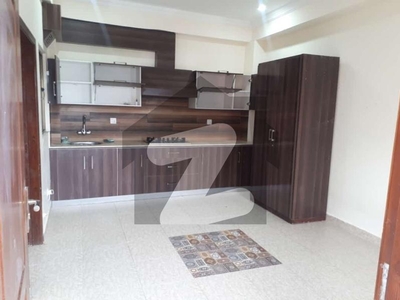 one bed room apartment avilabel for rent E-11/2