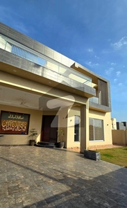 ONE KANAL HOUSE IN THE PRICE OF 10MARLA HOUSE DHA Phase 7 Block Y