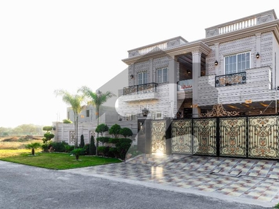 One Kanal Villa For Sale At Hot Location DHA Phase 7