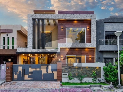 Outstanding Luxurious Brand New House For Sale Bahria Town Phase 4