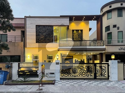 Park Face Designer House With Mezzanine Floor And Solar System Bahria Town Phase 4