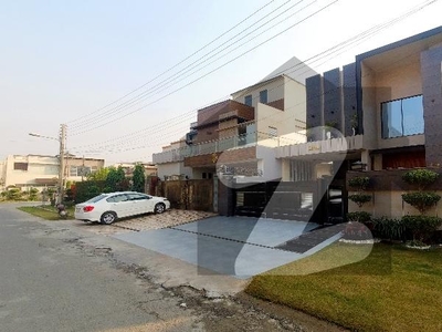 Prime Location 1 Kanal House In Central State Life Phase 1 Block B For Sale State Life Phase 1 Block B