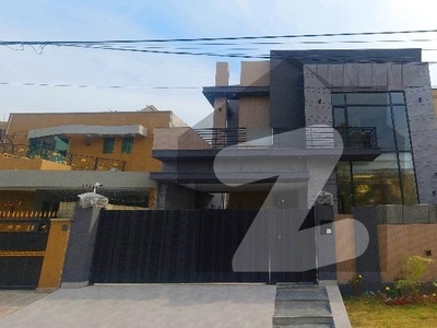 Prime Location 10 Marla House For Sale In DHA Phase 4 - Block EE Lahore DHA Phase 4 Block EE