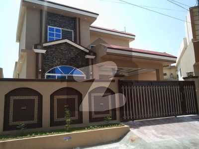 Prime Location House Is Available For Sale Gulshan Abad