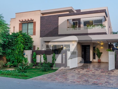Prime Location Well Maintained Modern House at Near to DHA Raya DHA Phase 6