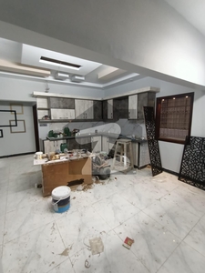 RENOVATED FLAT AVAILABLE FOR SALE ( 4BED DD) Gulshan-e-Iqbal Block 13/B