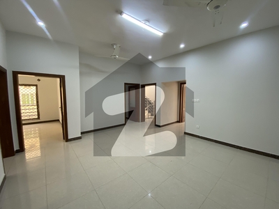 Sector C1 10 Marla Upper Portion Designer house For Rent In Bahria Enclave Bahria Enclave Sector C1