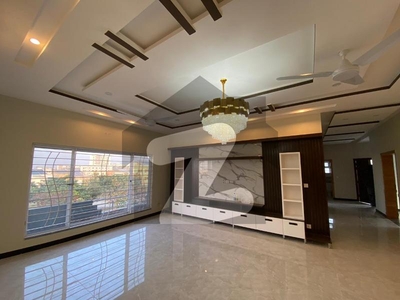Spacious Upper Portion Is Available For rent In Ideal Location Of DHA Defence Phase 2.... DHA Defence Phase 2