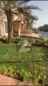 Street 16 Well Maintained Villa Available For Sale Bahria Town Precinct 11-A