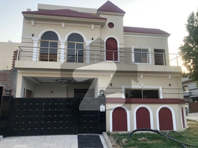 Stunning And Affordable Corner House Available For Rent In Citi Housing Society Citi Housing Society