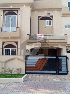This Is 5 Marla Brand New House For Sale Blvd 80 Ft Rood Front Open Bahria Phase 8 Near Commercial Felt Er Plants And Park Bahria Town Phase 8 Safari Valley