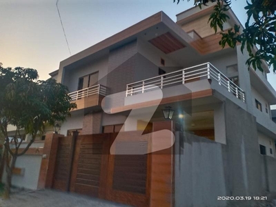 Triple Storey Used House 7 Bed With Attached Washrooms House For Sale Canal View Housing Scheme