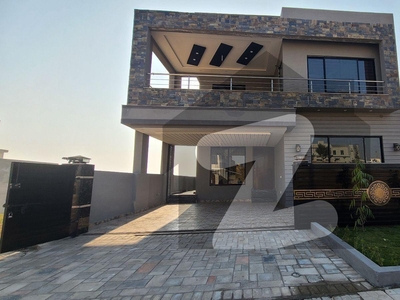 Triple Unit 10 Marla Outclass House For Sale Bahria Town Phase 8
