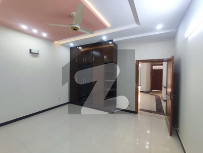 Upper Portion For Rent In G15 Size 7 Marla Separate Gate Entrance Separate Gas & Electricity Meters Five Options Available G-15