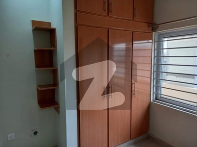 Upper Portion Of 1575 Square Feet Available For Rent In Gulberg Residencia Gulberg Residencia