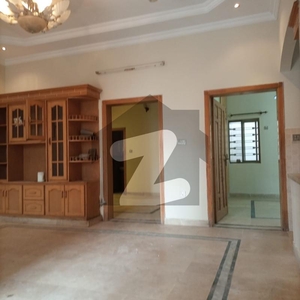 Upper Portion With Sui Gas For Rent Ghauri Town