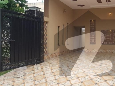 Well-Constructed House Available For Sale In Nasheman-E-Iqbal Phase 2 Nasheman-e-Iqbal Phase 2
