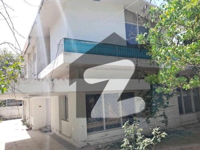 533 Square Yards Old Demolish Able House For Sale In F-6 Islamabad F-6/1