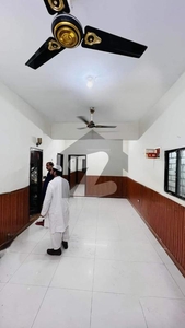 DHA LIKE NEW GROUND APARTMENT FOR RENT DHA Phase 4