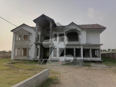Farm House Grey Structure For Sale Gulberg Greens Block A