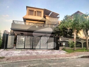 1 Kanal Beautiful Ground portion is Available For Rent in Bahria Town Phase 7 in intellectual Bahria Intellectual Village