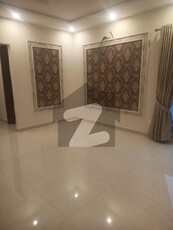 1 KANAL HOUSE UPPER PORTION IS AVAILABLE FOR RENT IN GULBERG Gulberg