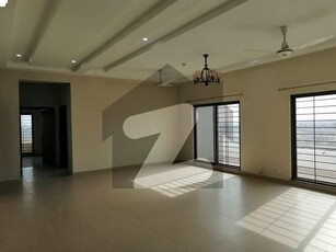 12 MARLA BRAND NEW APARTMENT AVAILABLE FOR RENT Askari 11