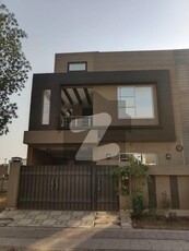 5 Marla House available for rent in Rafi Block bahria town lahore Bahria Town Rafi Block