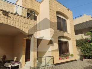 500 Square Yards Well Maintained Bungalow For Sale At Prime Location Of DHA Phase 6 DHA Phase 6