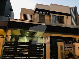 7.5 Marla House For Rent DHA Phase 6 Block D Prime Location Reasonable Price DHA Phase 6 Block D