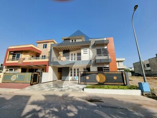 Brand New Double-Storey, Double-Unit House For Rent In Media Town Block-D Media Town