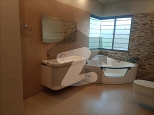 Fully Furnished Luxury 1 Bedroom Available For Rent In DHA PHASE 5 DHA Phase 5 Block G