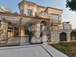 Gray Structure/ Basement for sale | 1kanal House with Basement Bahria Enclave Sector M
