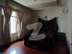 Ideal Location 1 Kanal Full House Is Available For Rent In Dha Phase 1 DHA Phase 1 Block D