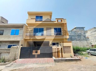 A Beautiful 6 Marla Double Storey House For Sale Airport Housing Society Sector 4