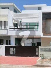 bahria Enclave Islamabad sector c 3 10 Marla house available for rent Bahria Enclave Sector C3