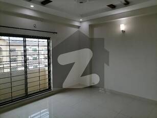 Gorgeous 10 Marla Flat For sale Available In Askari 11 - Sector B Askari 11 Sector B