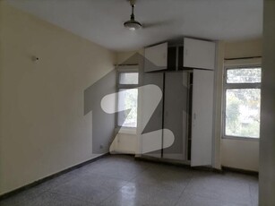 sale A Flat In Lahore Prime Location Askari 5