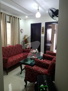 01 bed 350 sqft on 4th floor for sale Gulberg Greens