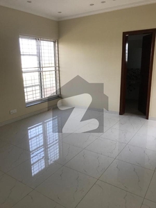 01 Kanal Portion For Rent In DHA Phase 8 DHA Phase 8