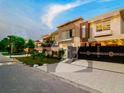 01 KANAL UPPER PORTION FOR RENT IN DHA PHASE 8 EX AIR AVENUE DHA Phase 8 Ex Air Avenue