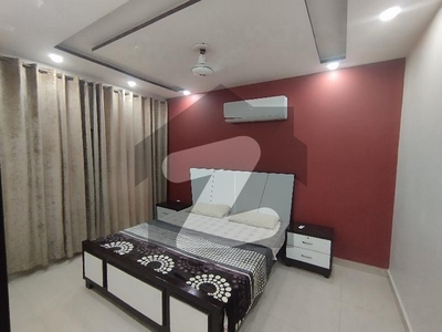 1 BED FULLY LUXURY AND FULLY FURNISHED IDEAL LOCATION EXCELLENT FLAT FOR RENT IN BAHRIA TOWN LAHORE Bahria Town Sector C