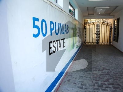 1 Kanal Beautiful House For Rent In Attractive Location - Punjab Block Chinar Bagh Punjab Block