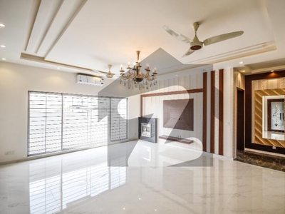 1 KANAL BEAUTIFUL MODERN DESIGN UPEER PORTION HOT LOCATION FOR RENT IN DHA PHS 6 DHA Phase 6