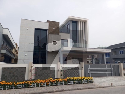 1 Kanal Brand New Designers House Up For Sale DHA Defence Phase 2