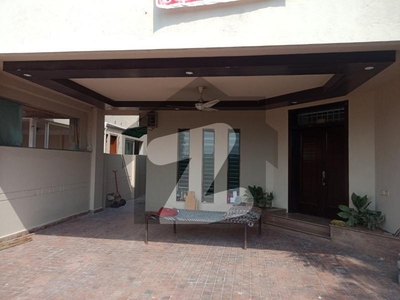 1 Kanal Commercial House Is Available For Rent Cantt