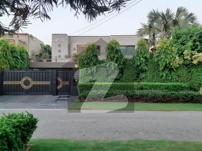 1 Kanal House Fully Furnished Available For Rent in DHA Phase 4 GG | Ideal Location | Reasonable Price DHA Phase 4 Block GG