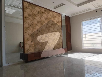 1 KANAL LOWER PORTION AVAILABLE FOR RENT Bahria Orchard Phase 1 Northern