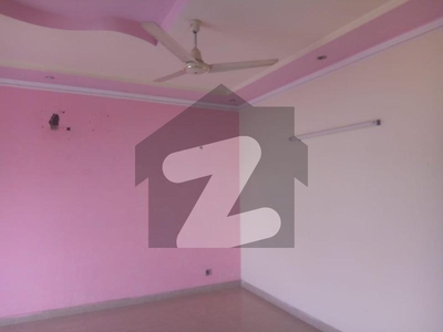 1 KANAL SLIGHTLY USED UPPER PORTION IS AVAILABLE FOR RENT ON TOP LOCATION OF NFC SOCIETY LAHORE NFC 1