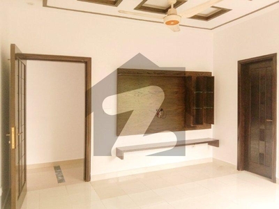 1 Kanal Upper Portion For Rent In Phase 6 DHA Phase 6